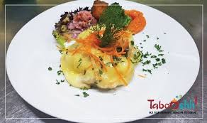 13 · 55 minutes · pan seared chicken with gouda cream sauce is a great weeknight dinner. Martin S Keshi Yena Stuffed Gouda Cheese With Chicken Picture Of Tabooshh Willemstad Tripadvisor