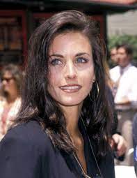 When the iconic sitcom went off the air in 2004, she seemed poised to achieve even greater fame on the big screen or on tv, but her career hasn't flourished as much as we expected. Courteney Cox Before And After The Skincare Edit
