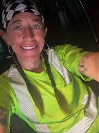 Single arm bent over row with 35 pounds