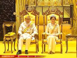 Sebabnya, ia adalah hari keputeraan sultan perak, sultan nazrin muizzuddin shah. Foto Sekitar Sambutan Ulang Tahun Hari Keputeraan Yang Ke 72 Dymm Sultan Selangor Sultan Sharafuddin Idris Shah Daulat Tuanku Hijabista