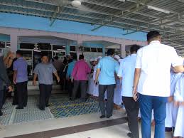 Bukit mende adalah salah satu lokasi pendakian di bali yang belum terlalu terkenal, jadi dijamin nggak terlalu banyak turis. Surau Al Azim Taman Bukit Pejabat Kadi Daerah Batu Pahat Facebook