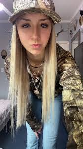 Sheree Farley's Instagram, Twitter & Facebook