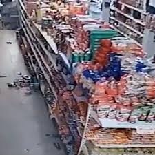 Um tremor de terra com magnitude 5,1 na escala de richter causou hoje dois mortos e 33 feridos na capital do irão, estando os serviços de emergência em estado de alerta. Terremotos Assustam Moradores De Cidades Da Bahia