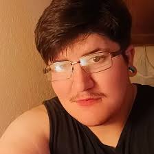 How do I throw grenades