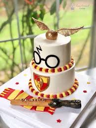 birthday is a special day for everyone and a perfect cake will seal the deal fantasy ficti harry potter birthday cake harry potter desserts harry potter cake