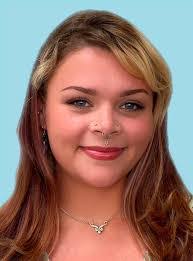 Eli Ponce's Instagram, Twitter & Facebook