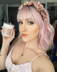 Elizabeth Peterson colorist/stylist