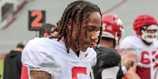 Tyrone Broden's spectacular catch sets tone for Arkansas fall camp