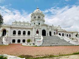 When you enter the palace of justice you hear the ghosts and echoes of a turbulent past, which allows you to understand where we have come from and where we are headed. Ujjayanta Palace Wikipedia