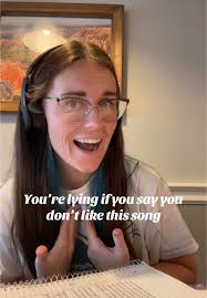 Maddie Powell (@maddiepowell)