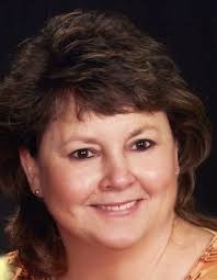 Annette Danks's Instagram, Twitter & Facebook