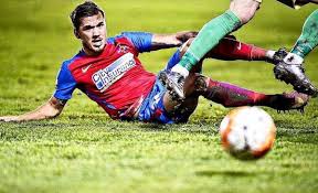 Fcsb is in mixed form in liga 1 and they won 10 away games. Dupa Aventurile Esuate De La Botosani Si Fcsb Viata De Film A Celui Mai Nou Faimos De La Survivor Romania Despre Botosaniul Interzis