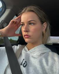 Adrienne, you are the most beautiful bride!! I couldn't be happier for you  and Mark, CONGRATULATIONS!! I love you both so much🩵