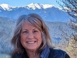 Rose Sperling's Instagram, Twitter & Facebook