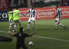 Jun 18, 2021 · tyc sport, es el canal ofical de la liga de francia, uefa champions league y futbol español. En Racha Positiva Central Cordoba Recibe A Un Golpeado Banfield Noticias Argentinas Agencia De Noticias