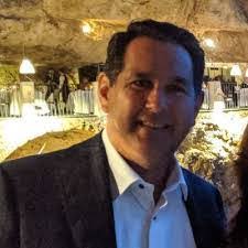 Abelardo Amaya's Instagram, Twitter & Facebook