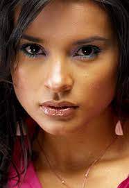 Quisiera mentir que soy alguien mas. La Mujer En El Espejo Tercer Culebron Que Antena 3 Incluye En Su Parrilla Radiotv El Pais