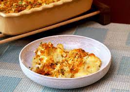 Easy Cheesy Cauliflower Casserole With Buttery Parsley Crumbs Recipe Vegetable Casserole Recipes Recipes Delicious Vegetables