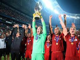 Join the discussion or compare with others! Uefa Supercup In Istanbul Klopp Feiert Liverpools Ersatzkeeper Adrian Mit Rocky Hommage Svz De