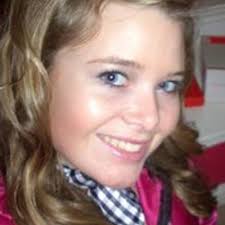 Kari Kelley (@KareBearKelley)