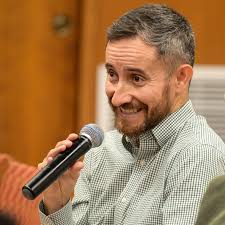 Thank you, @stanfordalumni, for joining us at the Center for another Class  Without a Quiz, featuring our very own Roland Greene. #stanfordreunion 📸  Steve Castillo