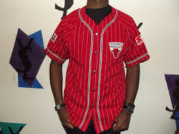 Black And White Pinstripe Baseball Jersey This Chicago Bulls Baseball Jersey Has A Chicago Red And White Classic Pinstripe Design Bulls Logo On Chest Back Pinstriping Designs Vintage Men Pinstripe