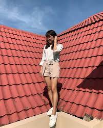 感恩从身边最亲近的人开始 我们要学会感恩多想想对方给我们的恩情给对方多一点宽容多一点爱少一点挖苦少一点揭短