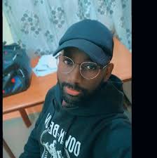 CHAMPIONS LEAGUE: Barcelona confirma que Gerard Piqué sofreu uma lesão no  joelho na vitória sobre o Sevilha e ficará de fora no jogo contra o PSG