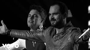 Zezé di camargo & luciano é uma dupla de música sertaneja brasileira. Zeze Di Camargo Luciano Dois Coracoes E Uma Historia Ao Vivo Youtube