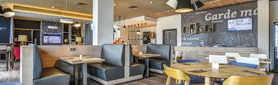 It's 10km from holiday inn prague airport to the city centre, with old town landmarks like prague castle and medieval charles bridge. Holiday Inn Prague Airport Homepage