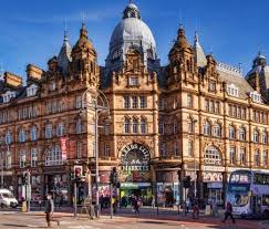 Leeds is the largest city in the county of west yorkshire and is known for its shopping, nightlife, universities, and sports. Leeds And York Partnership Nhs Foundation Trust Living And Working In Leeds