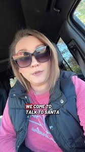 🤷🏻‍♀️ Now he knows better #bigback #husbandwifejokes #christmasshopping