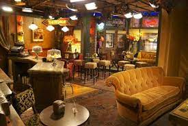 http vipstudiotour warnerbros com vip tour must sit on friends couch small coffee shop sofa shop central perk