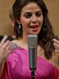 Soprano Fatma Said performs “Nashid al-qassam” by Mohammed Abdelwahab, a  20th-century musical and cultural icon of her homeland, Egypt.  #classicalmusic #soprano #classicalmusicians #singer