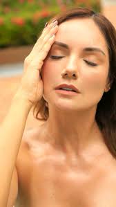 Bienvenido 2025 ♥️🔥 con una piel soñada 💆🏼‍♀️ Hablemos hoy de mi tónico Silvia  Becerra 😍🫶🏼 #SBmoda #Bucaramanga #Girl #Tienda #SilviaBecerra #Fashion  #Bienestar #Deporte #Tendencias #CuidadoPersonal #Colombia #Belleza #TipsSB  #CompraOnline ...