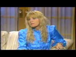 Anne murray did a cover of the song on her album new kind of feeling (1979). Skeeter Davis Yesteryear In Nashville Youtube