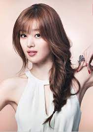 Kpop Artist Secret Sunhwa Braided Wavy Locks Makeup For Asian Women Chic Hair Kpop Hair
