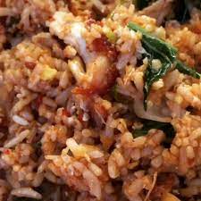 Sajikan menu hidangan ini dengan sepiring nasi hangat yang pulen dan nikmati selagi masih segar baru diangkat dari wajan. Rasa Jom Kita Buat Nasi Goreng Ayam Mamak Style Facebook