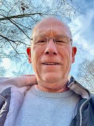 Life is Good & Stuff is Interesting (“Doctor Derek” and more)