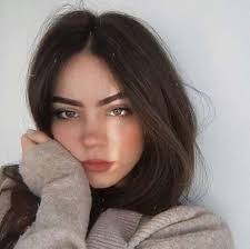 ✝Leigh Flemming✝ 📖Heist-Ariana Godoy