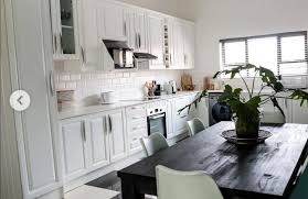 All you need is peanut butter, vanilla extract, an egg, and some sugar substitute. Dj Zinhle Shows Off Her New Beautiful Kitchen See More Pictures Style You 7