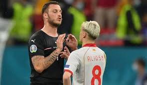 Marko arnautovic ist ein fußballprofi, der sich mitunter in der wortwahl vergreift. Zu7qb0xtg1ryum