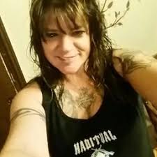 Leann Lawson's Instagram, Twitter & Facebook