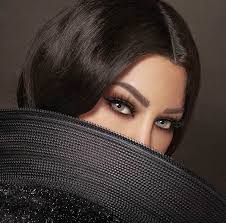 elle dz s instagram photo شاركت الفنانة هيفاء وهبي متابعيها صورة لها تكشف عن العدسات الجديدة لسلينا للعدسات هل احببت لون العدسات ligthgray هي beauty fashion