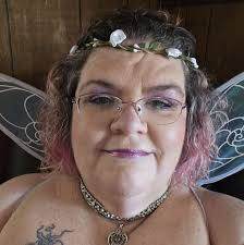 Does embroidery product dissolve or wash away completely?