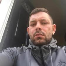 Just had my van serviced 500 miles ago my oil light just came