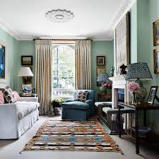 Interior Designer Penny Morrison Had The Task Of Turning This Typical Victorian Terrace In London Into A Mo London Living Room Living Room Curtains Living Room