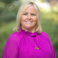 Tracey Babb's Instagram, Twitter & Facebook