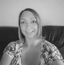 Daryl Cox's Instagram, Twitter & Facebook