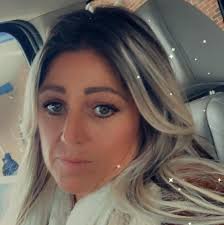 Not typical of me to ask this so short notice but I'm a little desperate!  ISO a stylist PREFERABLY in Suffolk that's available THIS Thursday for a  partial highlight or even just